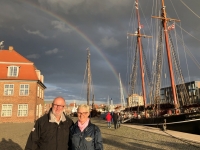 2020 07 10 Wismar Regenbogen im alten Hafen