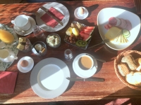 Frühstück in der Pension Alt Naumburg alles serviert was gestern bestellt