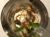 Dessert Eisbecher Vanille
