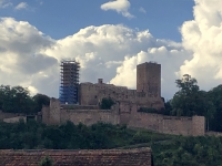 Eine der vielen Burgen