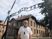 2020 09 04 Auschwitz bekanntes Eingangstor