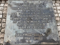 2020 09 04 Birkenau Vernichtungslager Gedenksteine