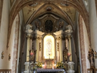 Kirche der heiligen Jungfrau Altar
