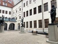 Maximilianmuseum Innenhof