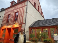 Le-Dome-Brasserie-Provins-Frankreich