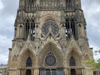 2021-07-04-Reims-Kathedrale-Notre-Dame-Palais-du-Tau-und-Kloster-Saint-Remi