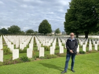2021-07-07-Bayeux-Britischer-Soldatenfriedhof-Grabsteine