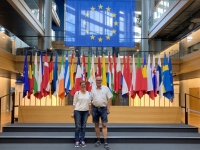2021-07-16-Strassburg-EU-Parlament-Gruppenfotoplatz