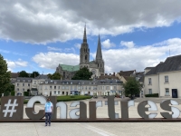 Chartres-vor-Kathedrale
