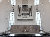 Orgel und Altar in der Paulskirche