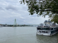 Unser Schiff mit Rheinbrücke