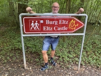 Hier geht zur Burg Eltz