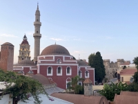 Moschee gegenüber Restaurant