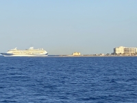 TUI Kreuzfahrtschiff läuft aus