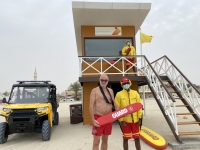 2022-01-02-Jumeirah-Beach-mit-Lifeguard