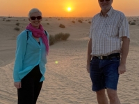 Sonnenaufgang-im-Ballon-Sonnenuntergang-in-der-Wüste