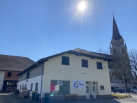 Landjugendheim-mit-Kirche