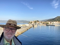 Warten-im-Hafen-von-Samos