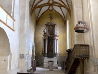 Alte-Wehrkirche-in-Boian