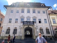 Österreichische-Botschaft-im-ehemaligen-Bischofspalast