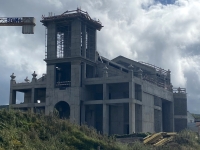 2022-07-18-Insel-Faial-Kirchen-werden-noch-immer-gebaut