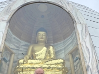 Buddha-ganz-oben-auf-der-Kuppel