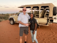 2022-10-29-Kalahari-Wüste-Sundowner-mit-Fahrerin-Queen