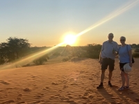 2022-10-29-Kalahari-Wüste-Sundowner-toller-Sonnenuntergang