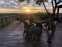 2022-11-10-Etosha-Safari-Lodge-Sonnenaufgang