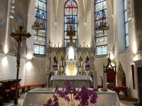 Altar-in-Kirche