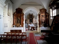 Kapelle-neben-Schloss-Dvorec