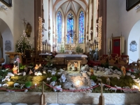 2022-12-29-Marburg-Domkirche-Altar
