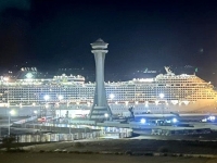 Unser-Schiff-im-Hafen-von-Aqaba