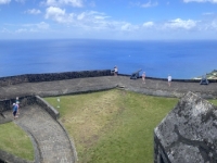 2023-03-22-St-Kitts-Brimstone-Hill-Fortress-Küstenübersicht