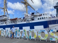Im-Hafen-von-Barbados-ausgeschifft