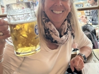Hofbräuhaus Prost mit einem Maß Bier Jill