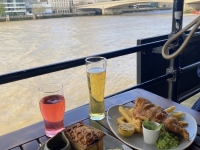 2023-05-20-London-AE-Old-Thameside-Inn-Steak-Pie-und-Fish-Chips
