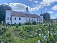 Arche Noah Gärten in Schiltern gegenüber Schloss