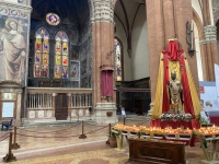 Bologna-Kathedrale-innen