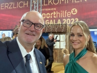 2023 10 12 Weichselbraun Mirjam ORF-Moderatorin bei Sporthilfe Gala Wien