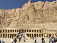2023-11-23-Hatshepsut-Tempel-Gesamtansicht