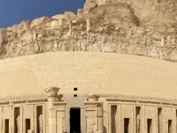 2023-11-23-Hatshepsut-Tempel-obere-Etage