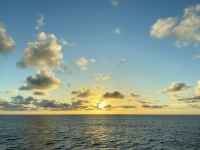 Erster-Sonnenaufgang-an-Bord
