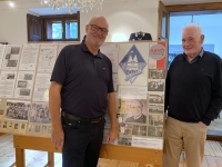2022 09 04 Ausstellung Fußball seit 1946 in Schwanenstadt VizePräs. Gerald Stutz und Georg Klein