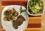 2021 05 18 Mini Steaks mit bunten Ofengemüse und Blattsalat
