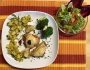 2021 11 01 Mediterranes Schnitzel mit Rosmarinkartoffel, Brokkoli und gem Salat