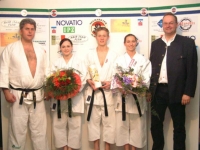 2002 04 06 Judo Meisterschaftskampf Danke für Karateeinlage