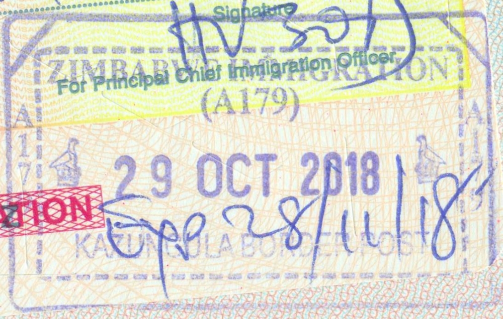 2018 10 29 Simbabwe - Einreise