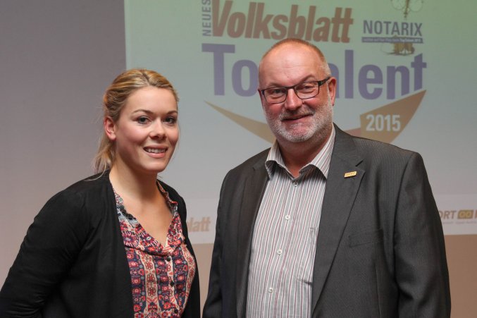 2015 10 15 Limbacher Andrea Schicross Weltmeisterin bei der Top Talente Wahl in der VKB Bank Linz Foto Volksblatt_Minarik