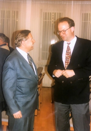 1998 03 04 ÖAAB Bez Konferenz R_Saal Grieskirchen mit Generalsekr Walter Tancsits